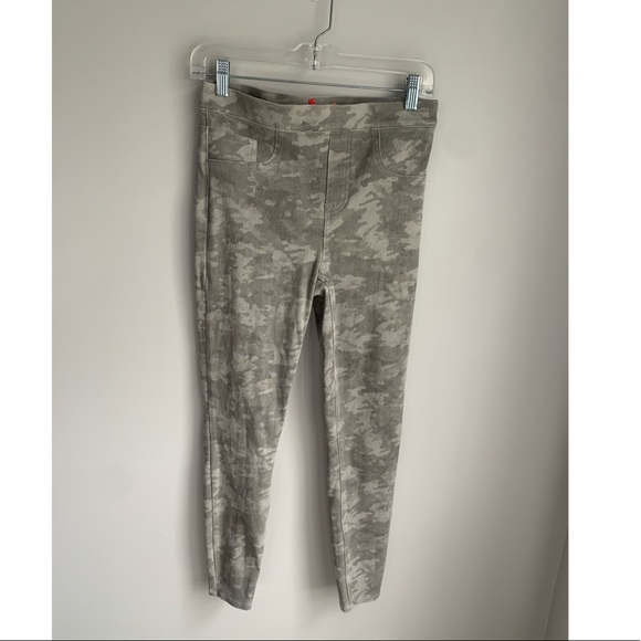 Spanx Ankle Jean-ish Leggings Stone Wash Camo - Picture 6 of 9
